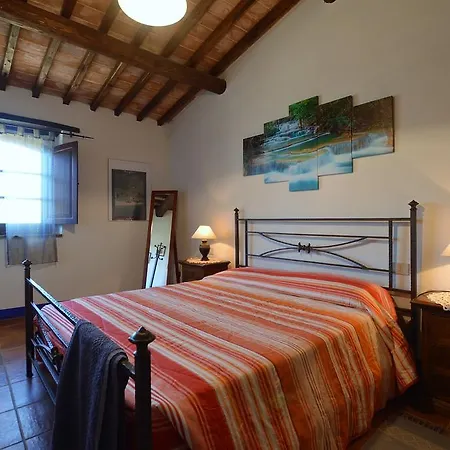 Фермерский дом Podere Tre Mulini