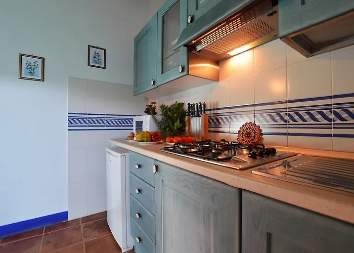 波迪尔特里姆里尼酒店