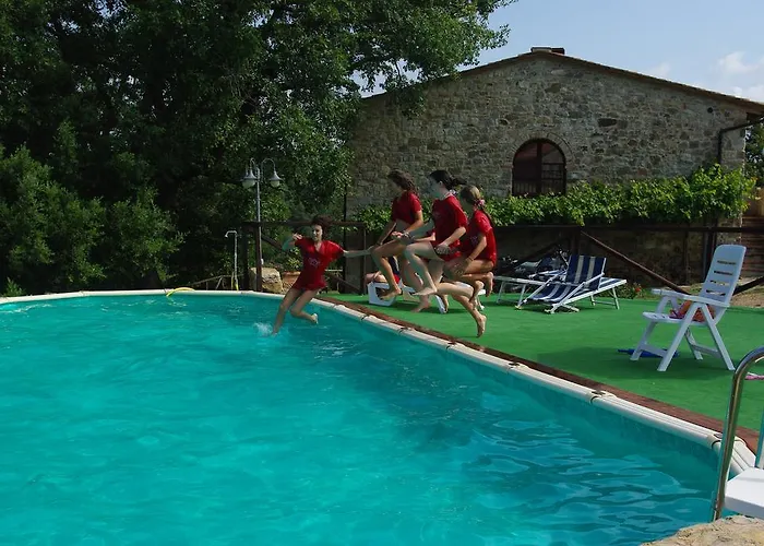 波迪尔特里姆里尼酒店 农家乐