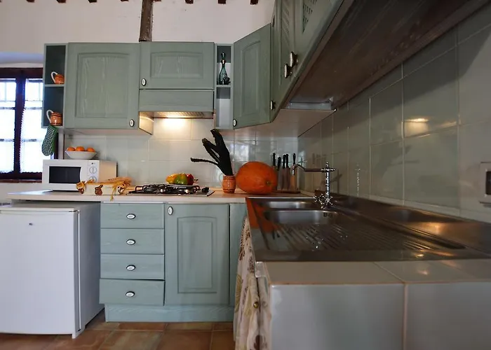 波迪尔特里姆里尼酒店