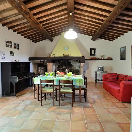 Podere Tre Mulini Agroturismo *